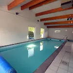 Semesterbostad Sunny Cottage With Pool *