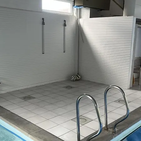 Holiday home Quaint Holiday Home With Heated Indoor Pool Purnode