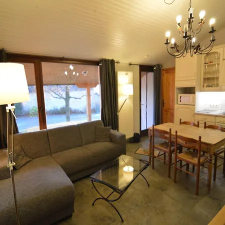 Sunny Cottage With Pool *