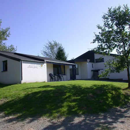 Sunny Cottage With Pool Semesterbostad *