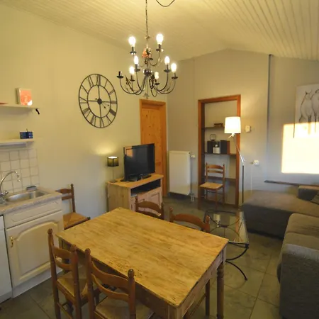 Sunny With Pool Purnode