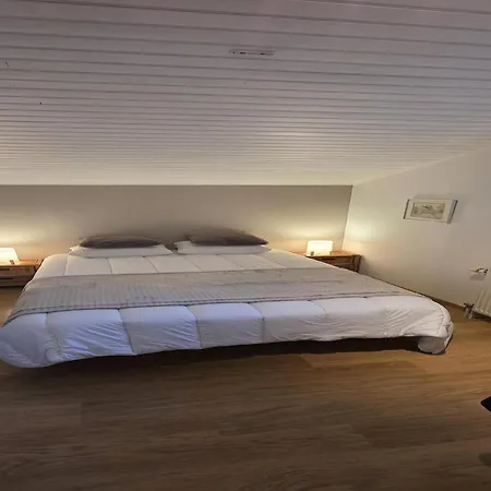 Sunny Cottage With Pool Holiday home Purnode