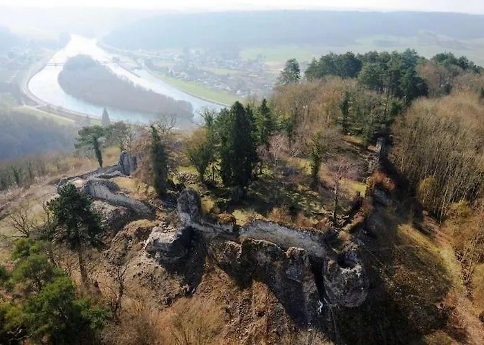 Sunny Cottage With Pool * Purnode