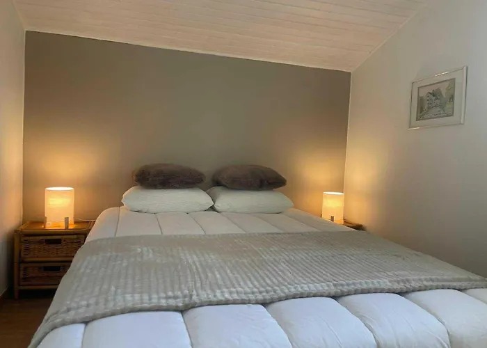 Holiday home Sunny Cottage With Pool