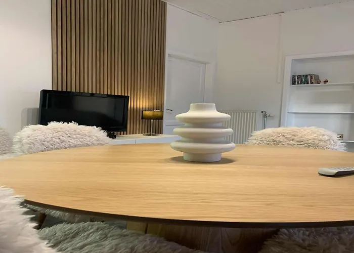 Holiday home Sunny Cottage With Pool